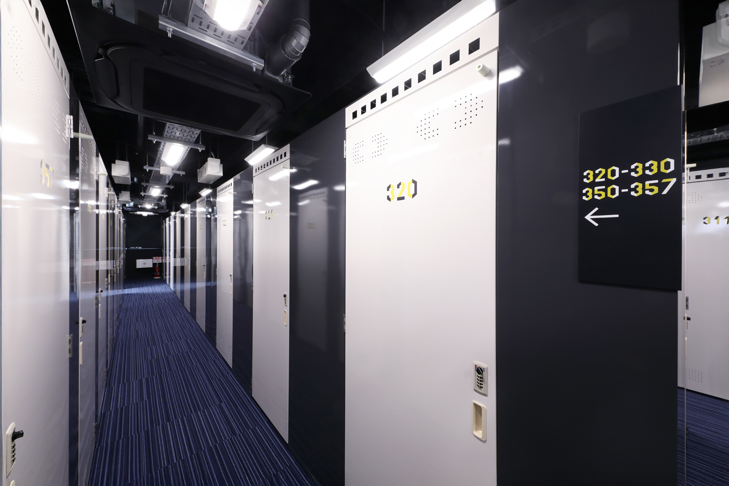 清潔感のある明るいフロアで、快適にご利用いただけます。